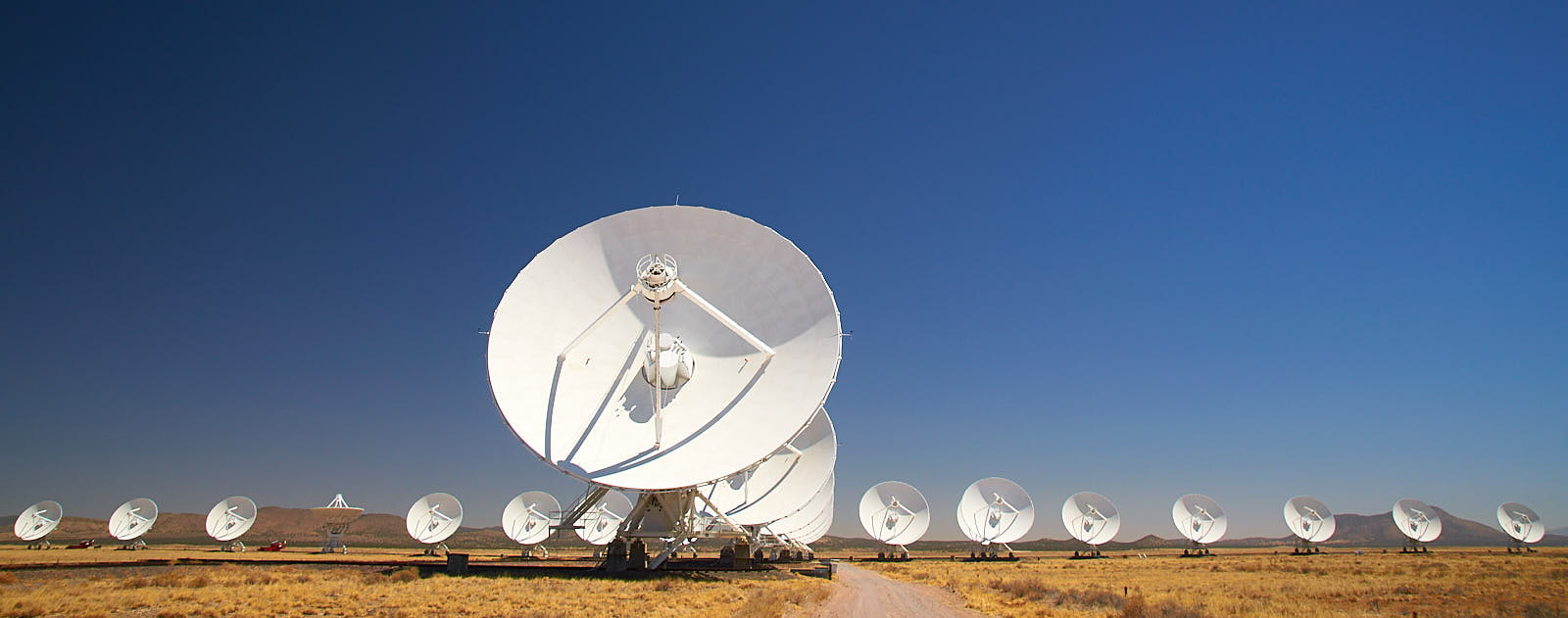 Very Large Array, New Mexico Radio telescope dishes at the Very Large Array in New Mexico